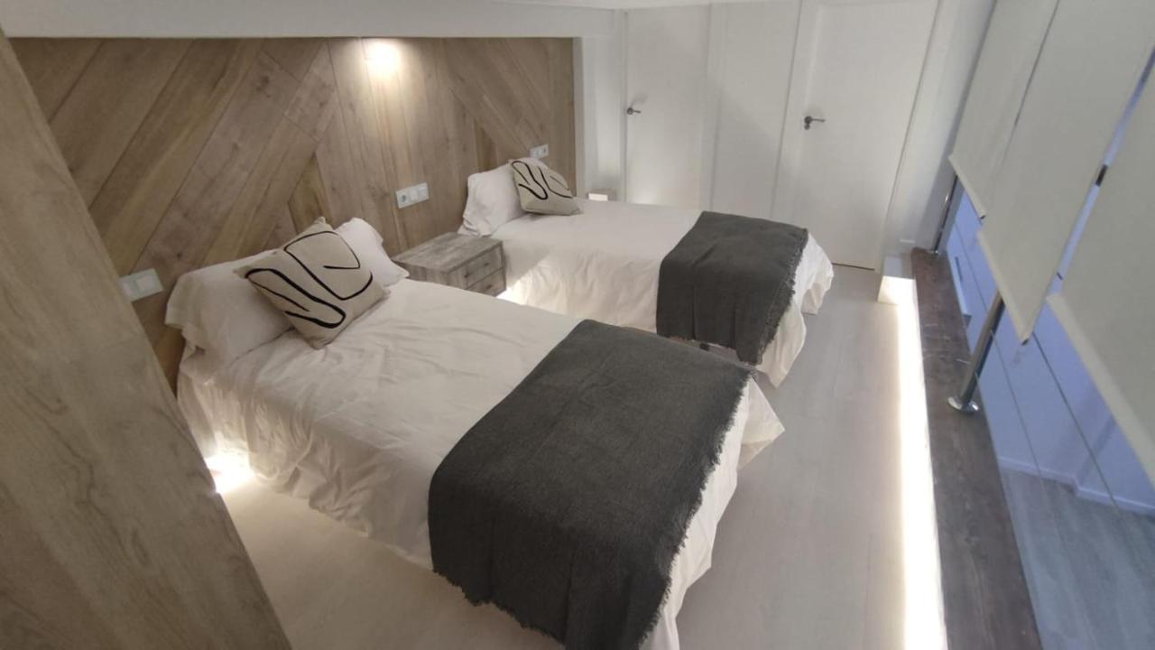Vivienda Turistica Los Robles توذيلا المظهر الخارجي الصورة